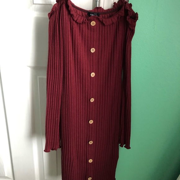 off the shoulder button down dress - Picture 2 of 5